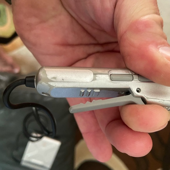 SONY MINIDISC WALKMAN! - Picture 9 of 16